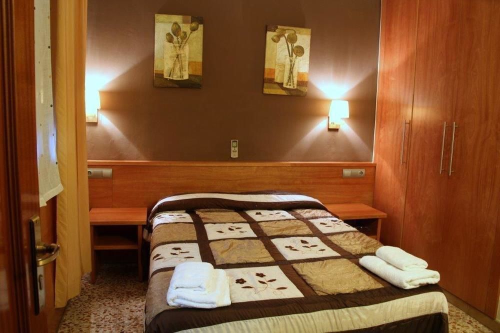 Hostal Fonda Galicia Cardedeu Exteriér fotografie