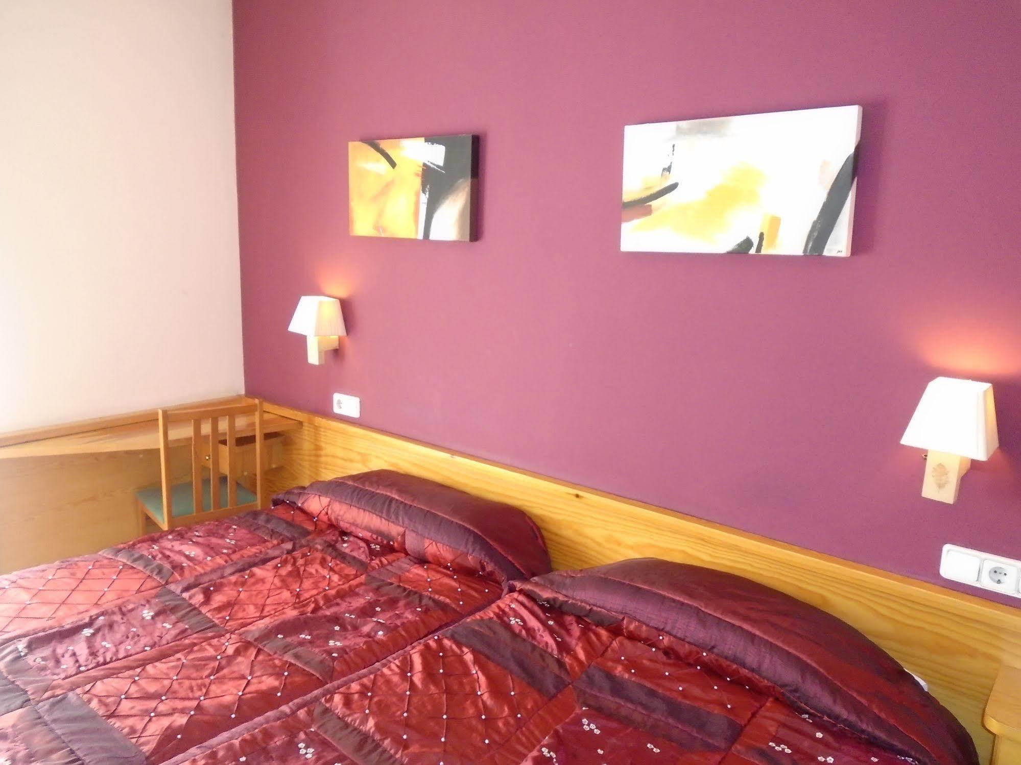 Hostal Fonda Galicia Cardedeu Exteriér fotografie
